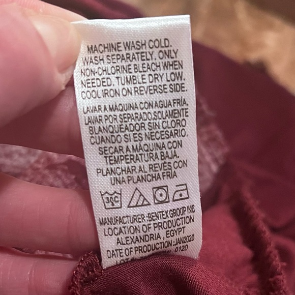 Disney Maroon Minnie Mouse Girls Peplum T-Shirt - Picture 8 of 8